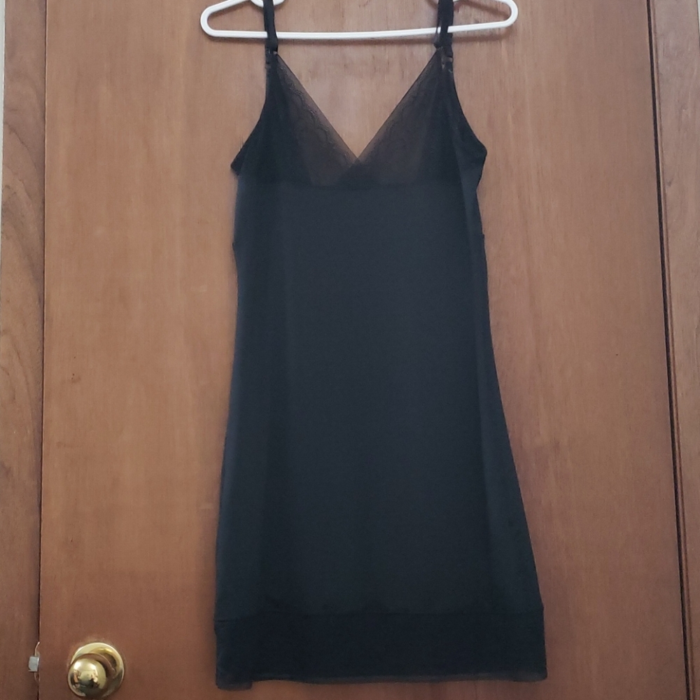La Vie En Rose Dress Control